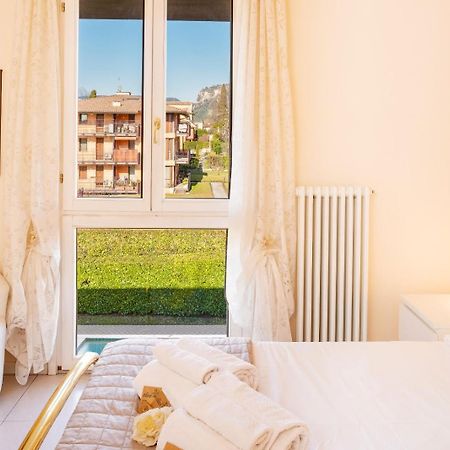 Elena Apartment - Free Secure Parking - Center - Pool - View Lake Bardolino Kültér fotó